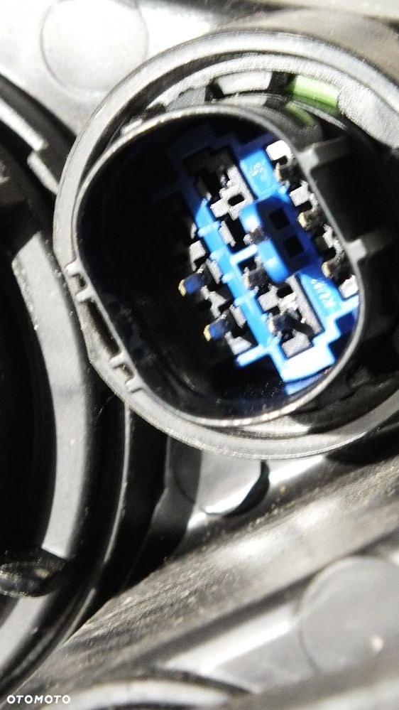 Lampa przednia lewa Hyundai Elantra  VI - 7