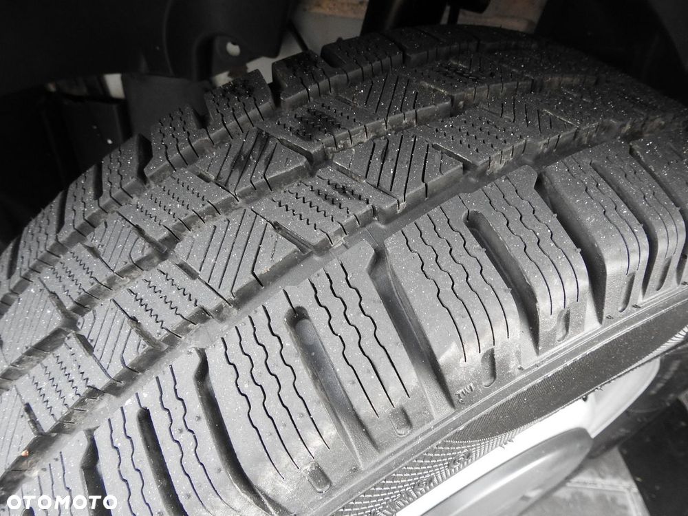 Renault MASTER PLANDEKA 10 PALET WEBASTO TEMPOMAT KLIMATYZACJA LEDY PNEUMATYKA  165KM - 23