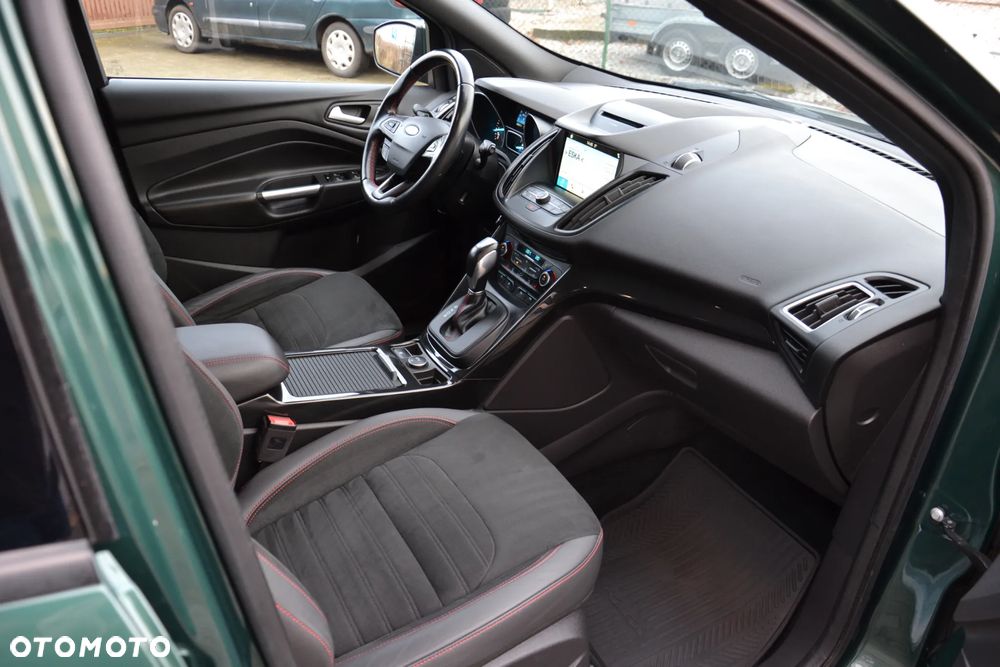 Ford Kuga 1.5 EcoBoost 4x4 ST-Line - 30