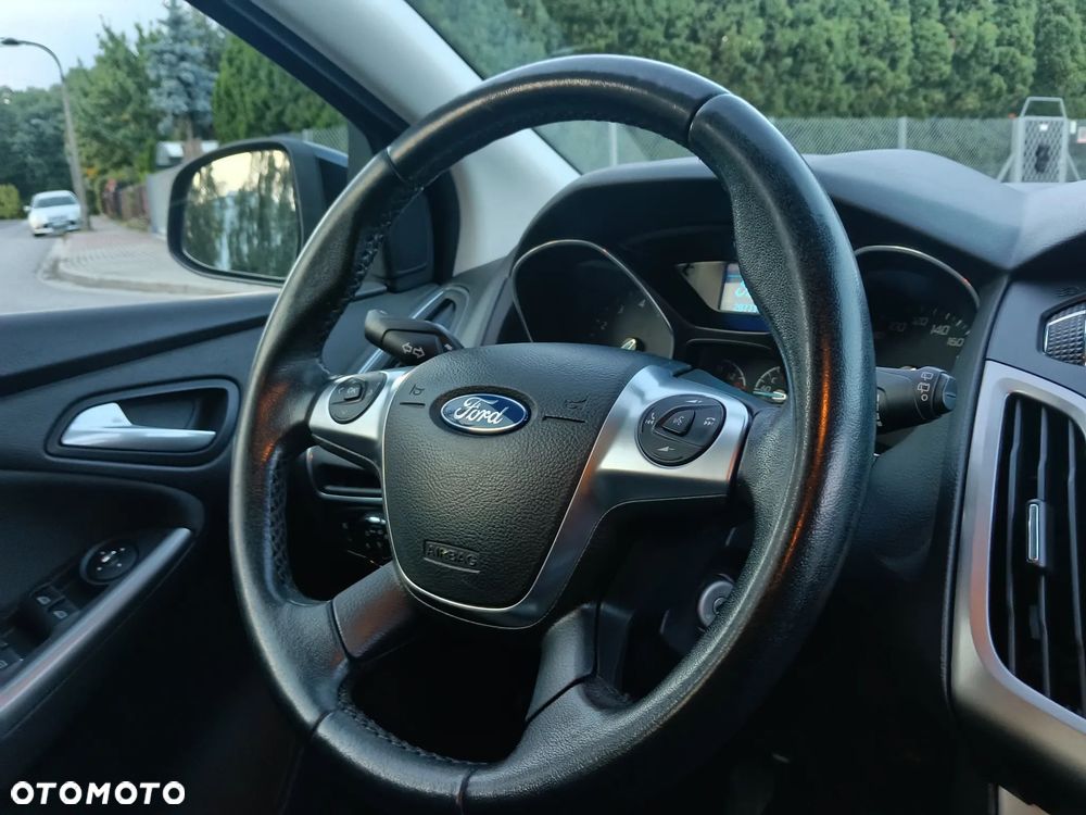 Ford Focus 1.0 EcoBoost STart-Stopp-System TITANIUM - 18