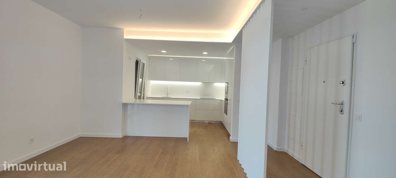 T-2 NOVO, ultima oportunidade, com 2 casas de banho e garagem. - Grande imagem: 3/20