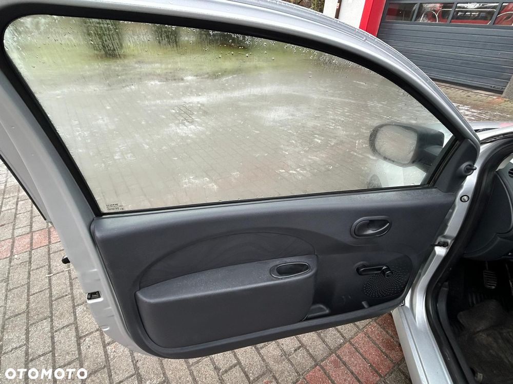 Renault Twingo 1.2 LEV 16V 75 iTwingo - 10