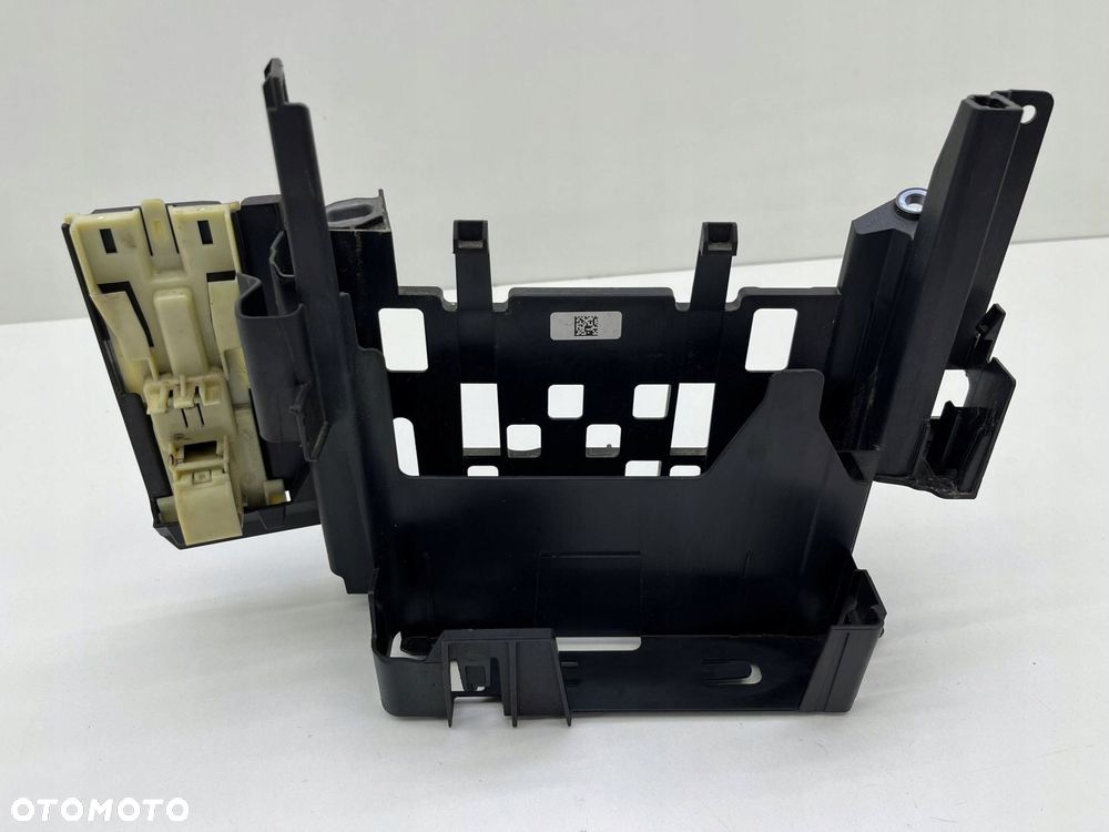 BMW 5 G30 G31 MOCOWANIE UCHWYT KOMPUTERA 8584651 - 1