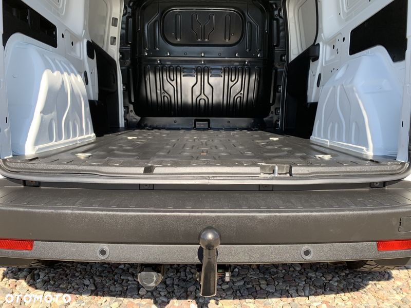 Fiat DOBLO POWER L2H2 MAXI XL Transport 2 Euro Palety Ładowność 961kg Hak 1300kg DMC 2510kg Homologacja cięż. VAT-1 Pakiet wyposażenia SX+ Podgrzewane fotele, Fabryczne radio, Halogeny, Podłokietnik, Parktroniki, Osłony przeciwbłotne, Metalowa osłona podwozia , Mocny Silnik  1600cm3 120KM MultiJet - 20