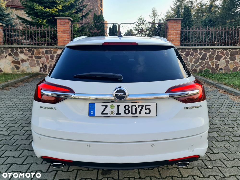 Opel Insignia 2.0 BiTurbo CDTI 4x4 Sport - 17