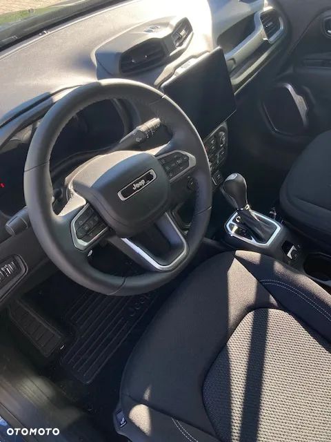 Jeep Renegade 1.5 T4 mHEV Altitude FWD S&S DCT - 14