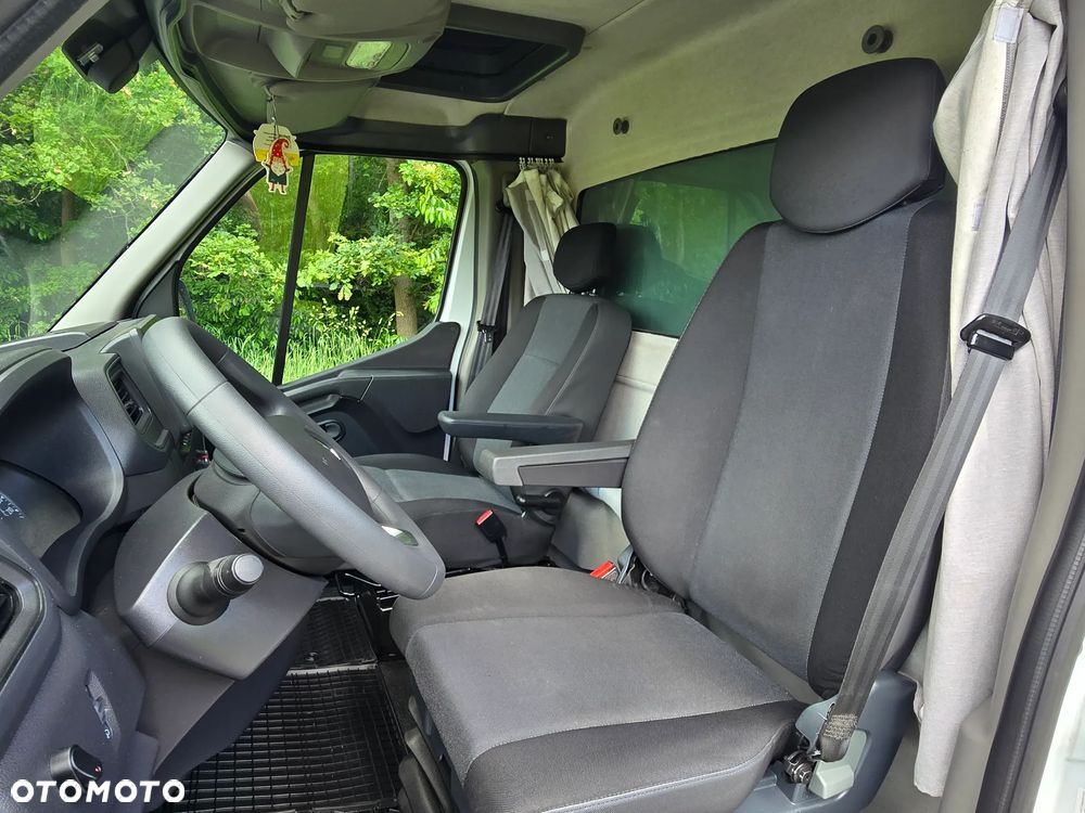 Renault Master 10 EP niski przebieg, ASO GWARANCJA ,2024r , Salon PL , bezwypadkowy , BURTO FIRANA ,poduszki pneumatyczne tylnej osi, DRZWI TYLNE - 13