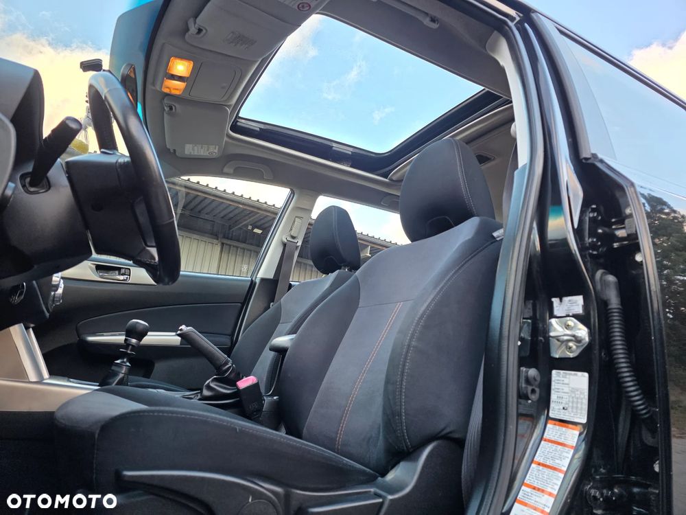 Subaru Forester 2.0D VR 000 - 18