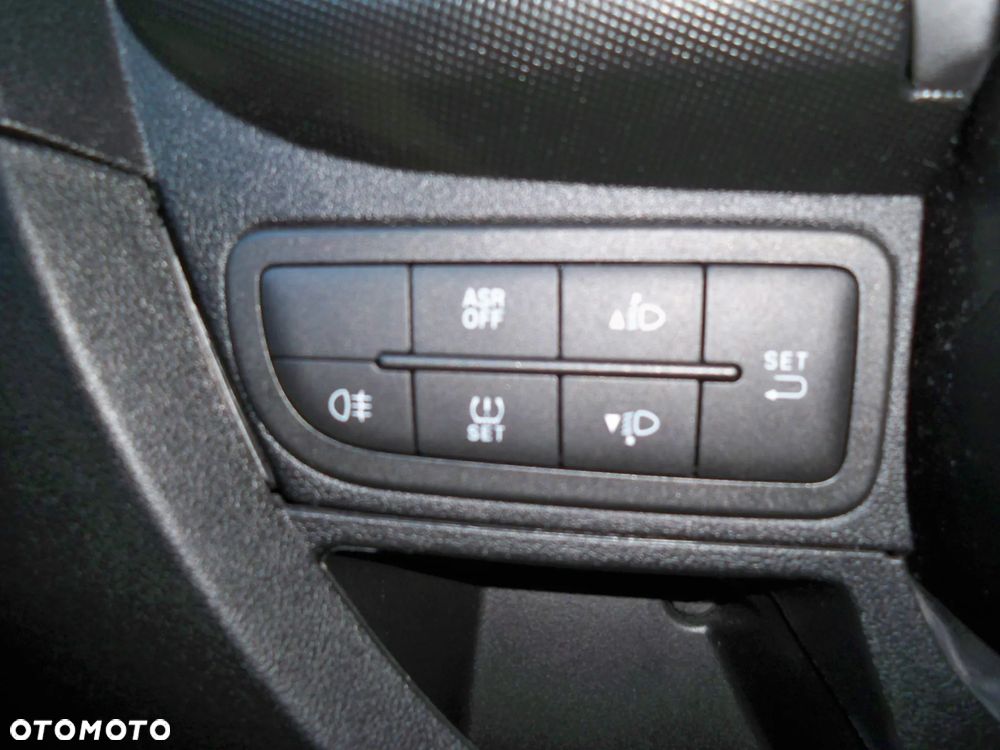 Fiat Qubo 1.4 8V Lounge - 21