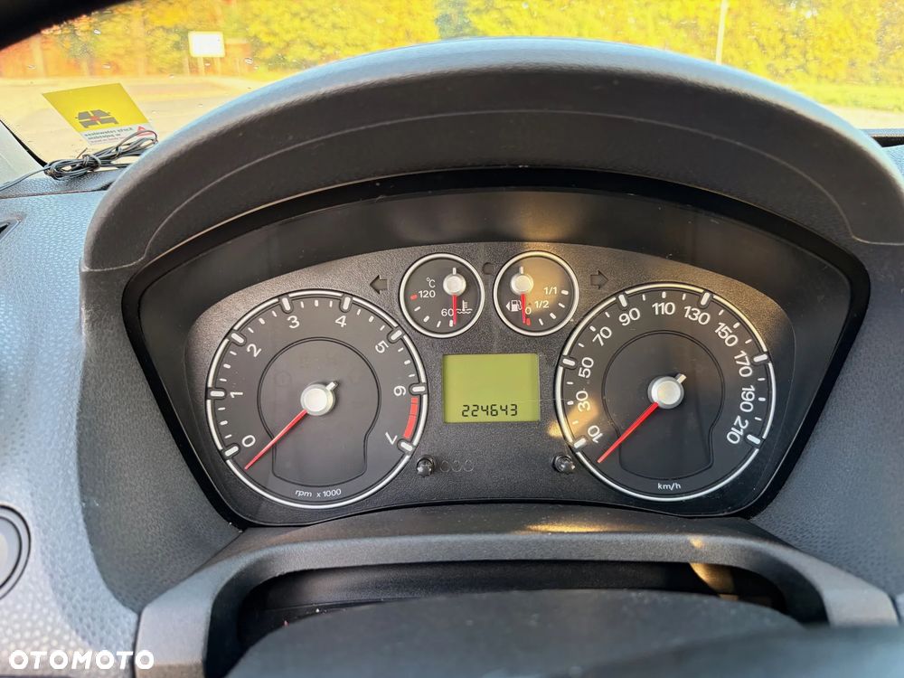 Ford Fiesta - 13