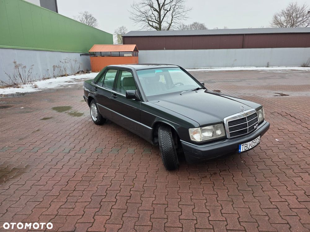 Mercedes-Benz W201 (190) - 6