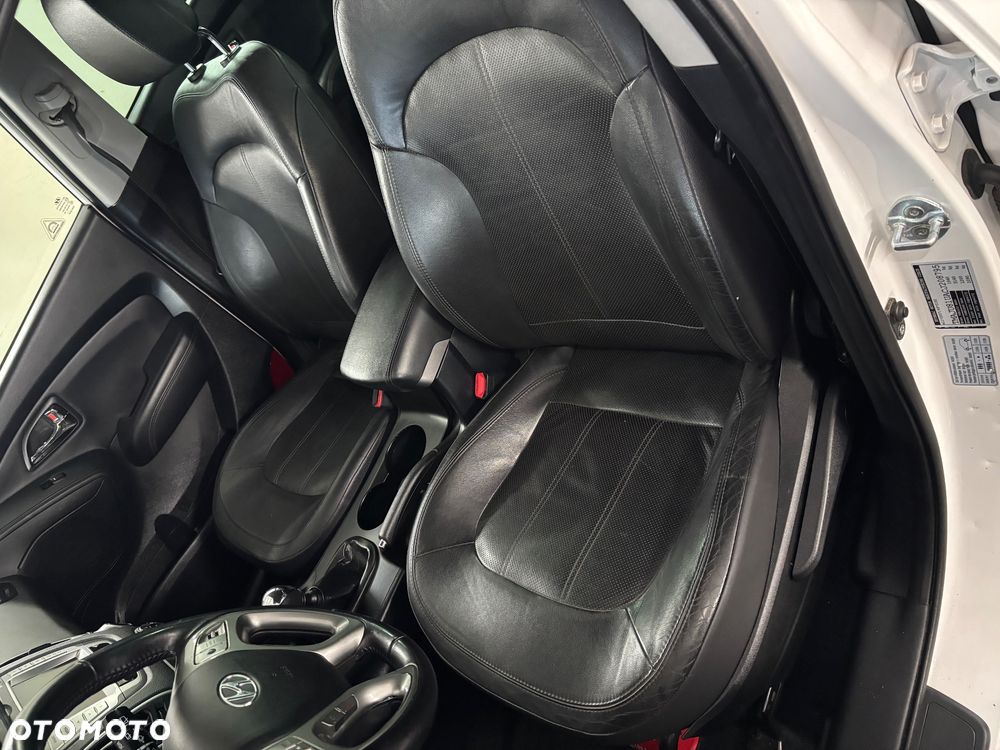 Hyundai ix35 1.7 CRDi 2WD blue Style - 20