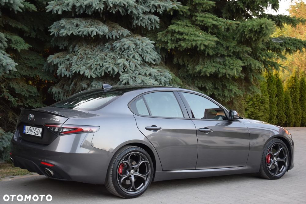 Alfa Romeo Giulia 2.0 Turbo 16V AT8 Veloce - 5