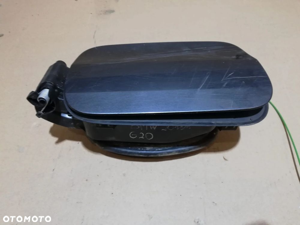 Bmw G20 330 hybrid hybryda klapka wlewu paliwa 142904-10