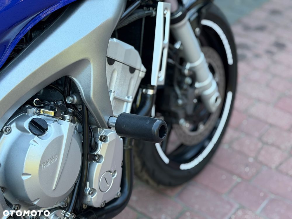 Yamaha FZ6 - 23