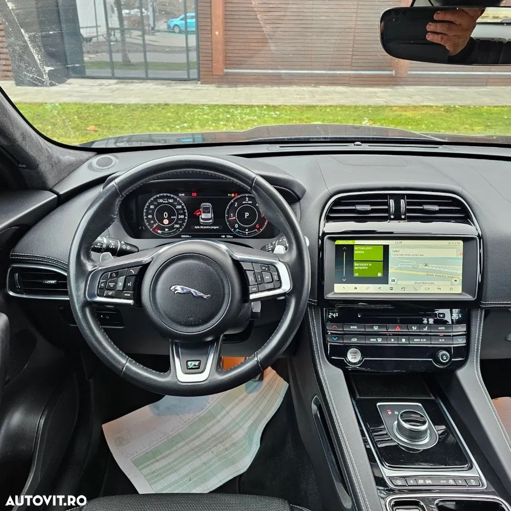 Jaguar F-Pace 20d AWD Aut. R-Sport Ingenium Edition - 9