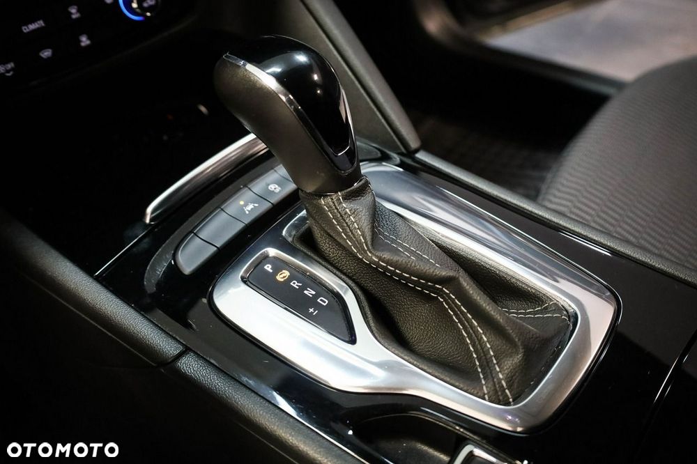 Opel Insignia - 24