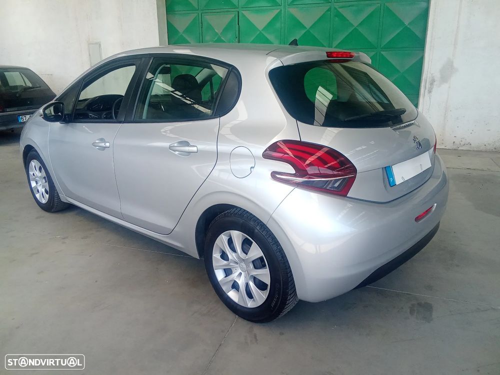 Peugeot 208 1.2 PureTech Active - 3