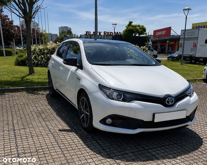 Toyota Auris - 2