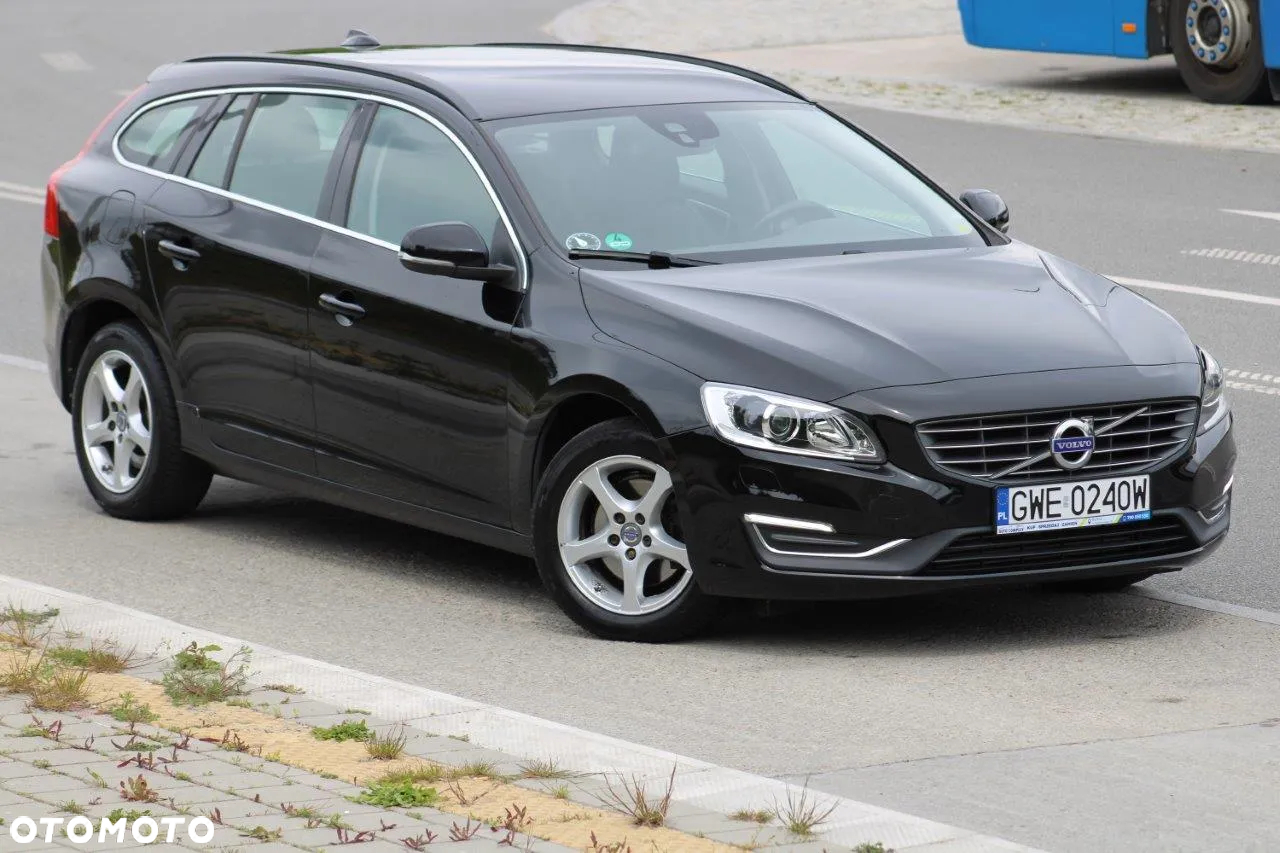 Volvo V60 D4 Summum - 34