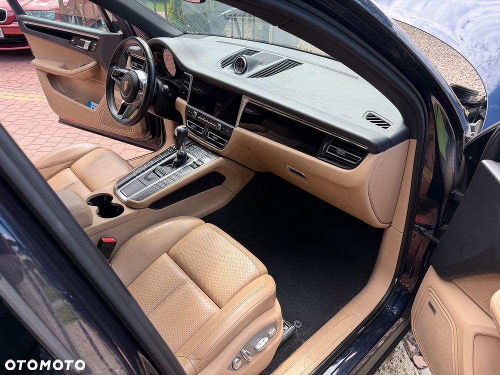 Porsche Macan - 19
