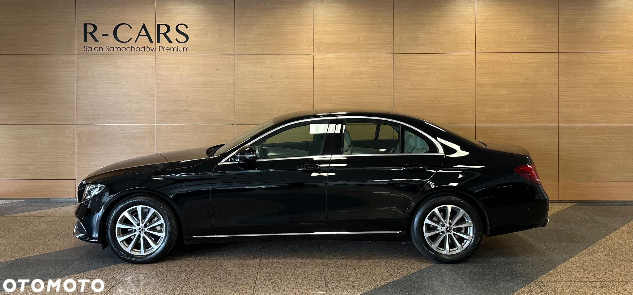 Mercedes-Benz Klasa E 200 d Business Edition 9G-TRONIC - 5