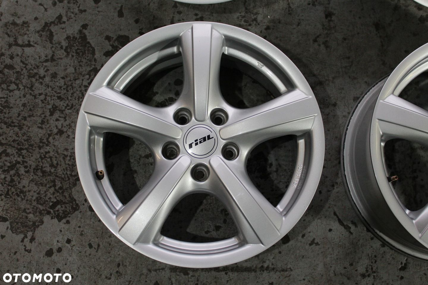 RIAL 16cali 5x112 ET42 7J AUDI SKODA VW SEAT - 5