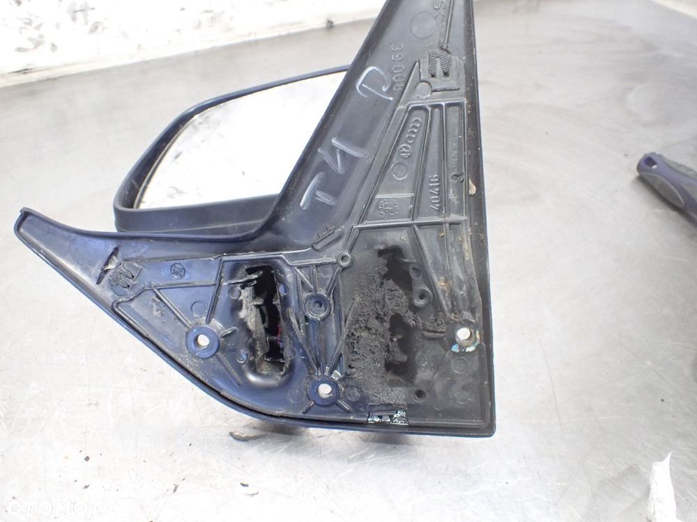 LUSTERKO PRAWE VOLKSWAGEN T4 2.4D - 2