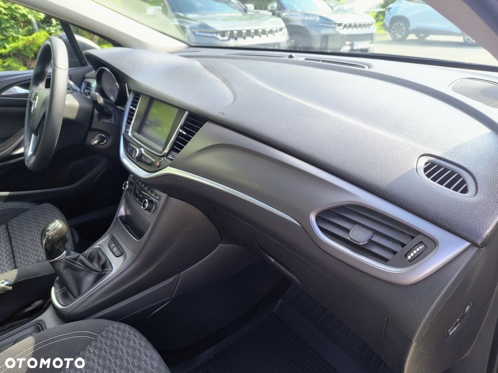 Opel Astra 1.4 T Enjoy S&S - 14