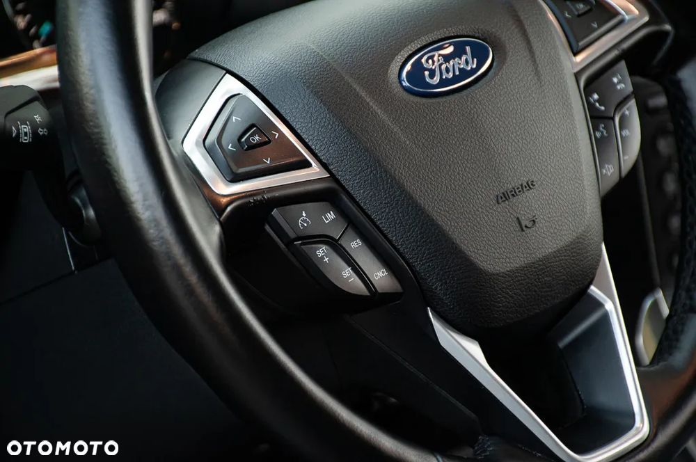 Ford S-Max 2.0 TDCi Titanium PowerShift - 39