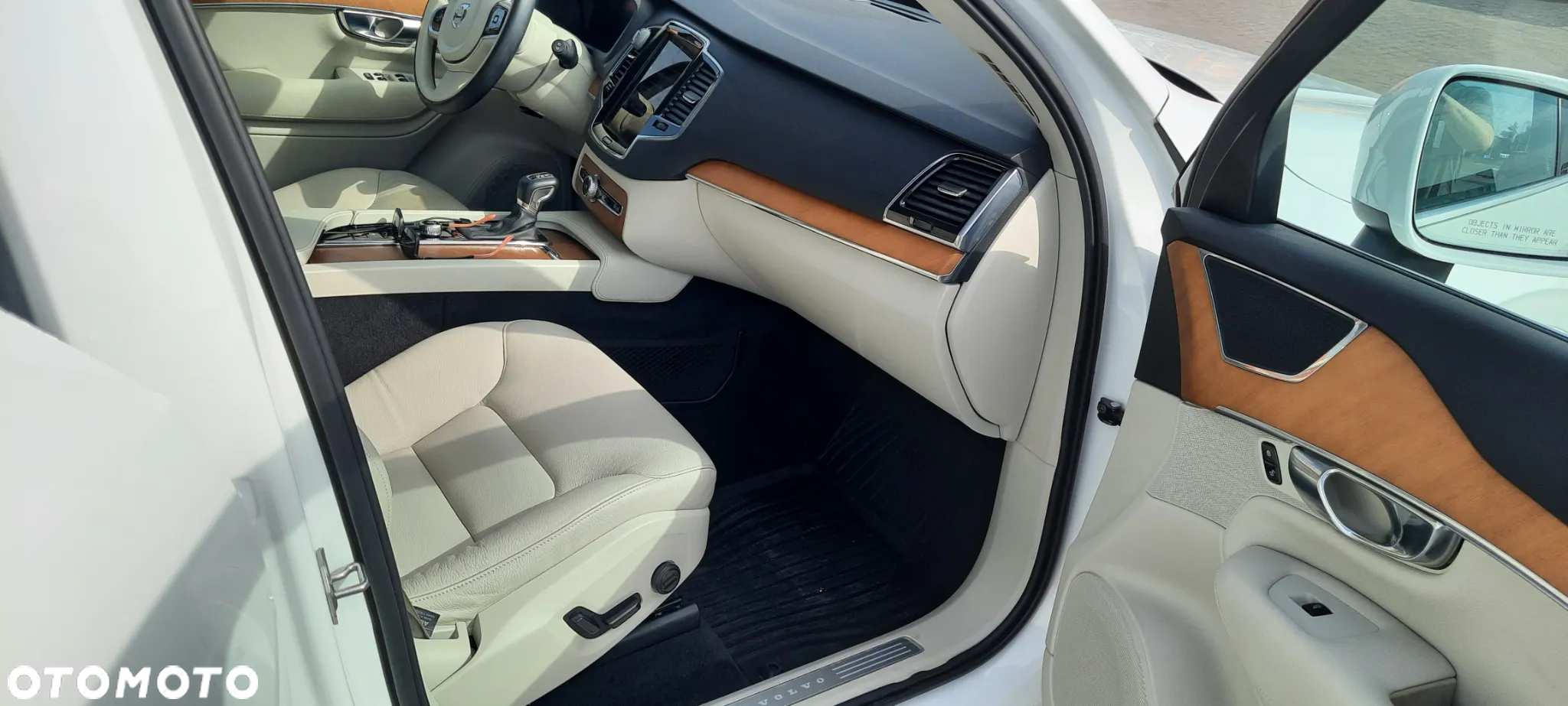 Volvo XC 90 T6 AWD Momentum 7os - 15
