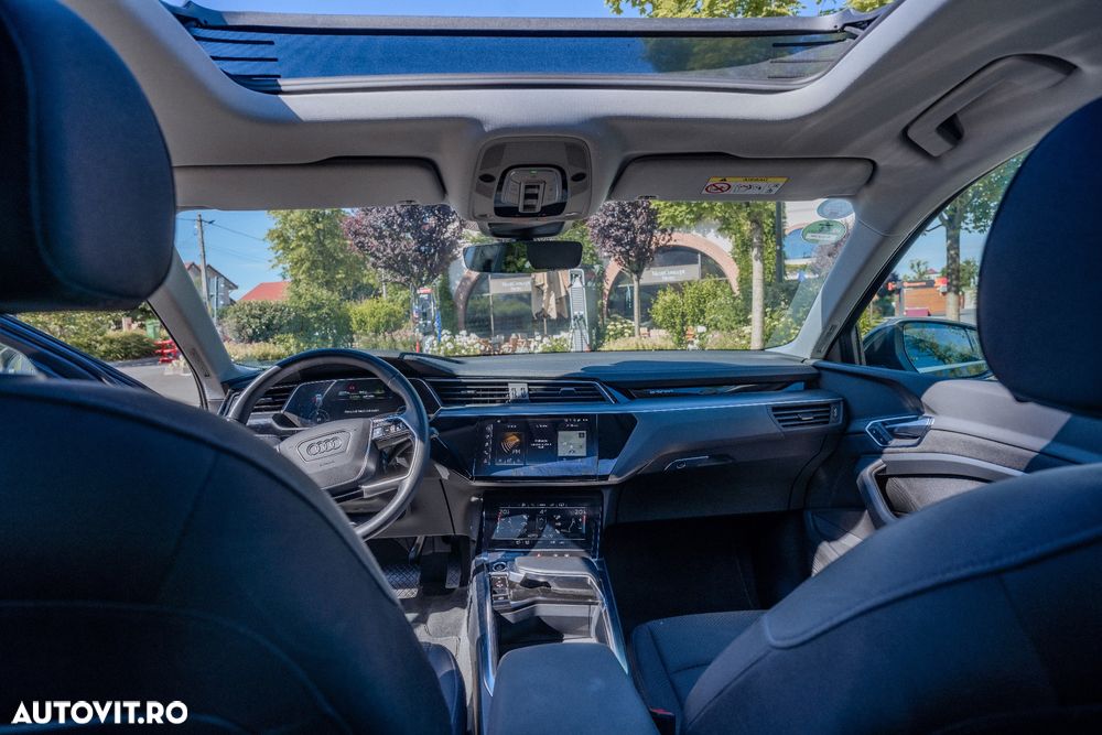 Audi e-tron Sportback - 12