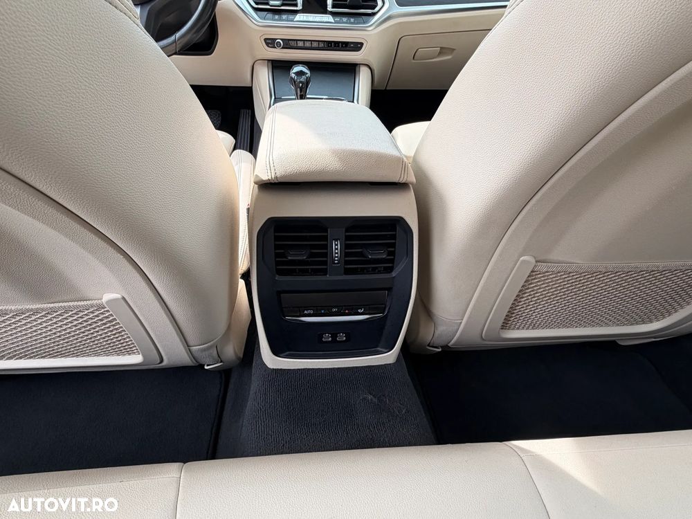 BMW Seria 3 330e xDrive AT PHEV - 13