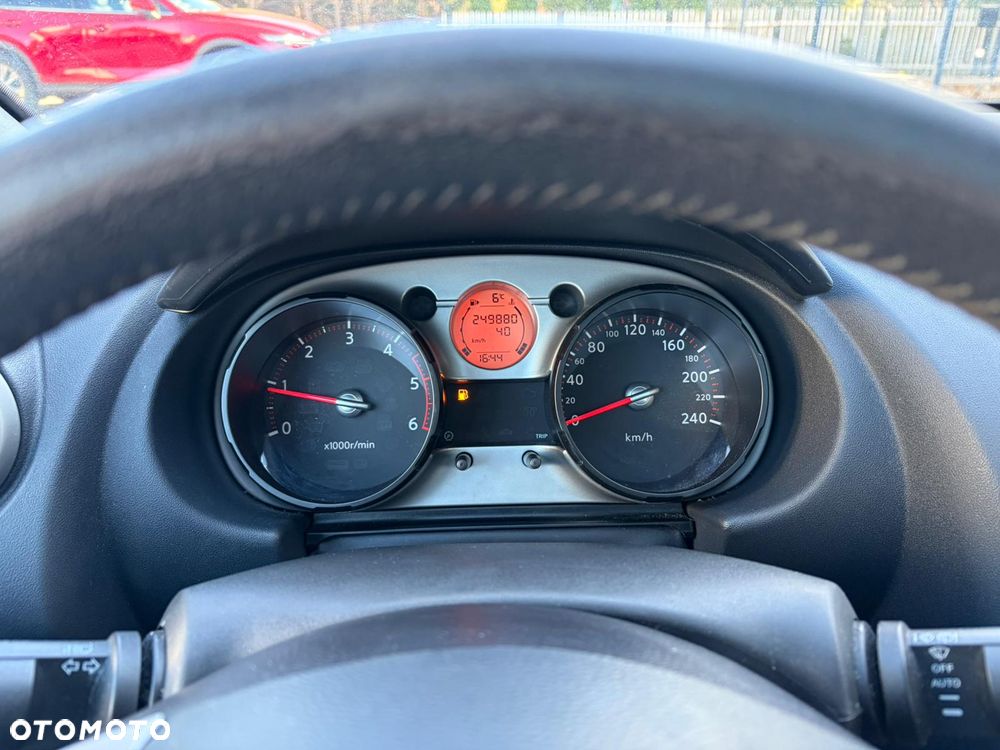 Nissan Qashqai 1.5 dCi DPF tekna - 13