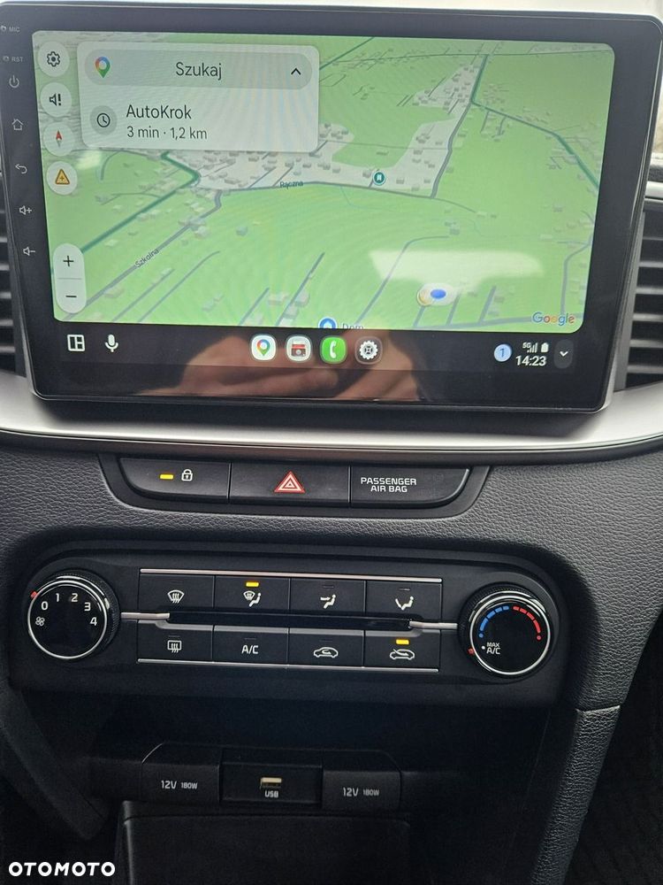 Kia Ceed - 7