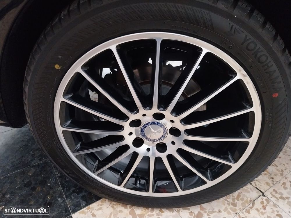 Mercedes-Benz V 250 - 27