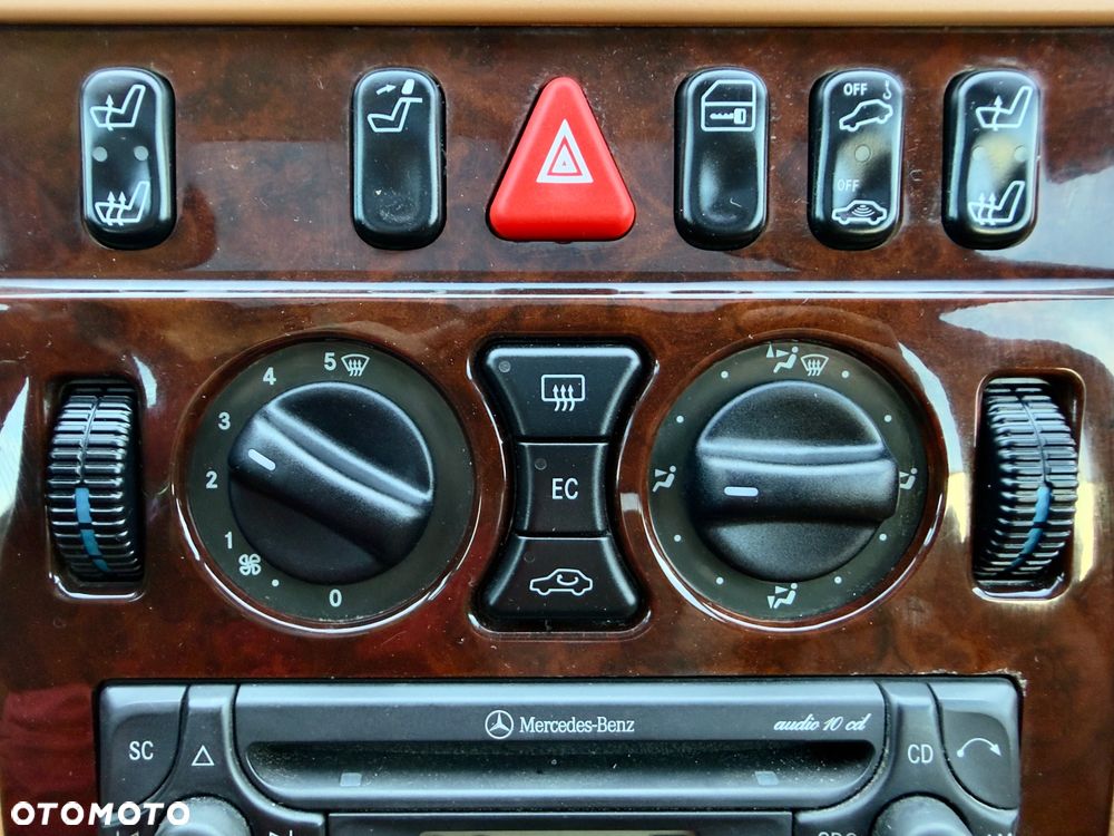 Mercedes-Benz Klasa E 320 Avantgarde - 33