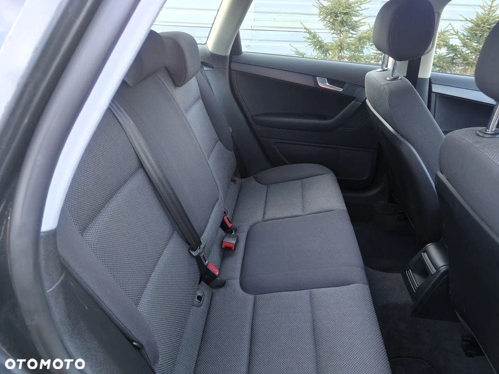 Audi A3 Sportback 1.6 Ambiente - 25
