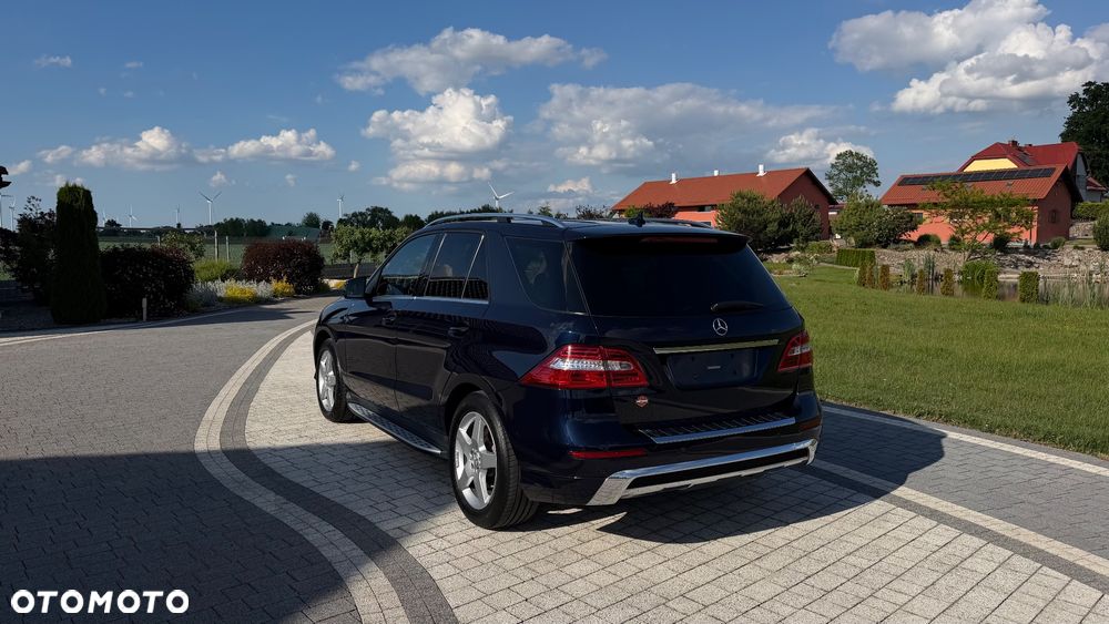 Mercedes-Benz ML - 8