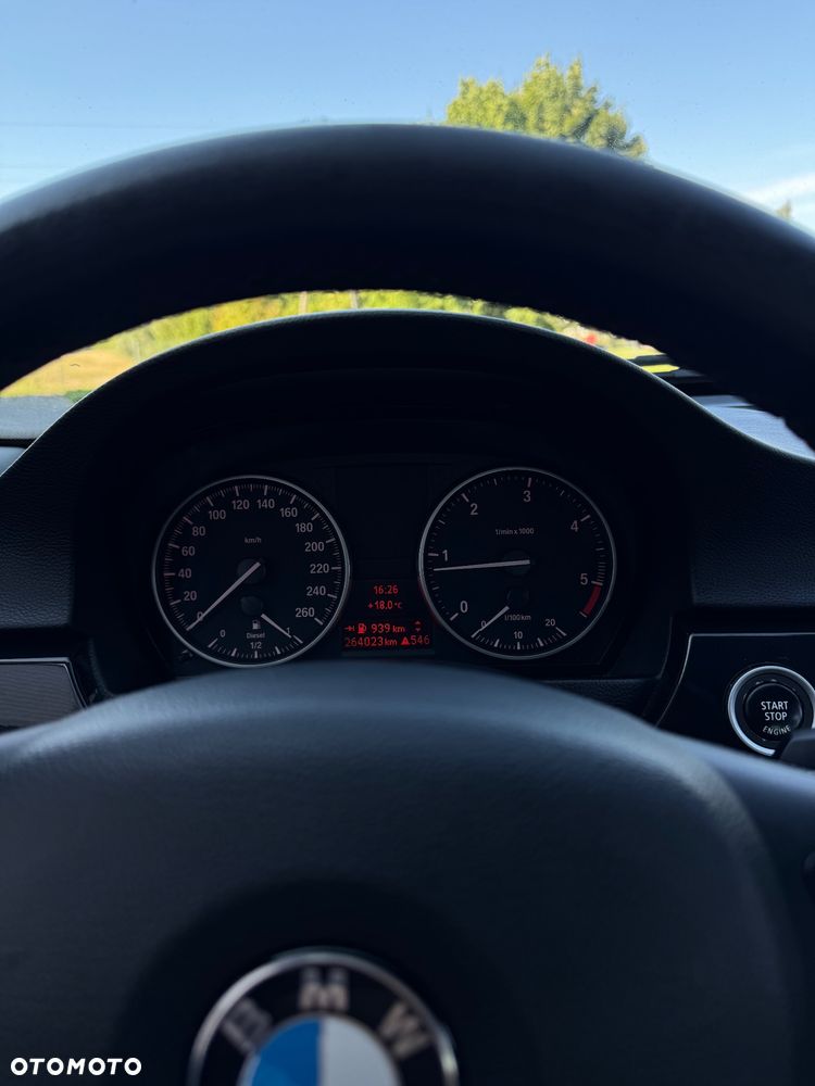 BMW Seria 3 318d - 12