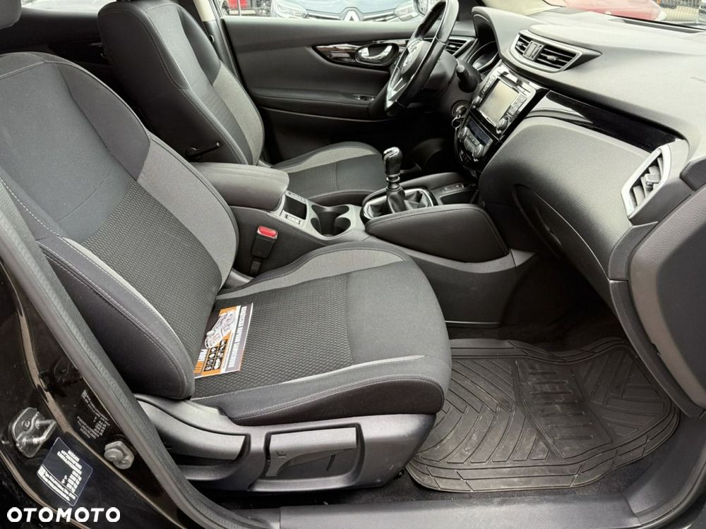 Nissan Qashqai 1.5 dCi Visia - 14