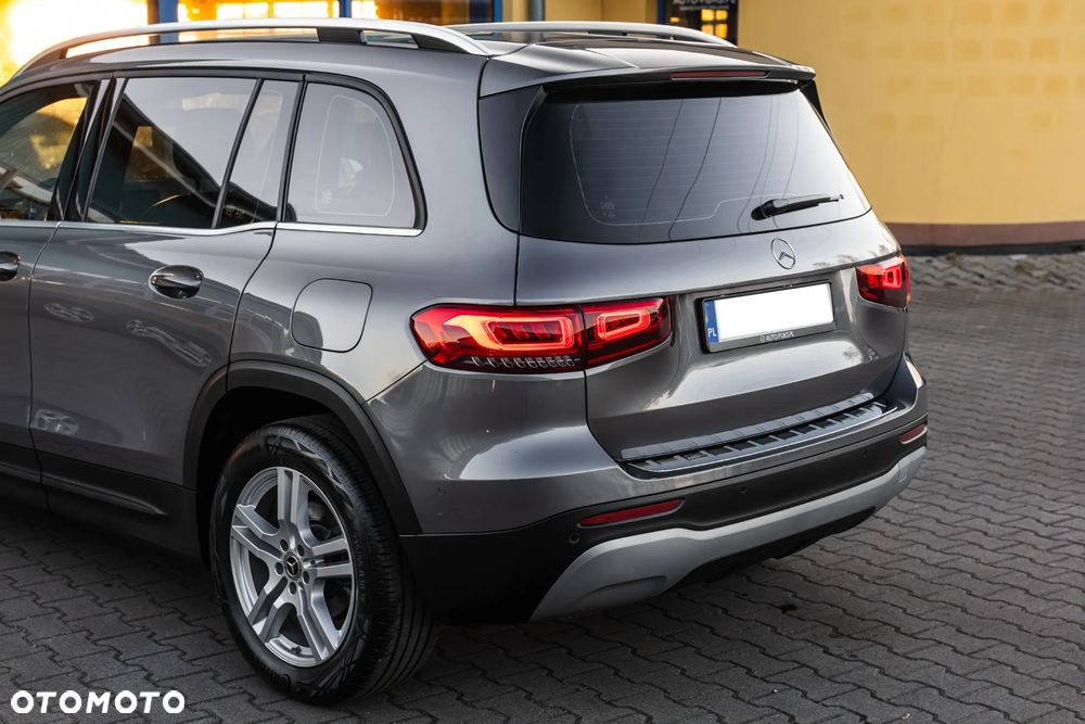 Mercedes-Benz GLB 200 Style 7G-DCT - 9