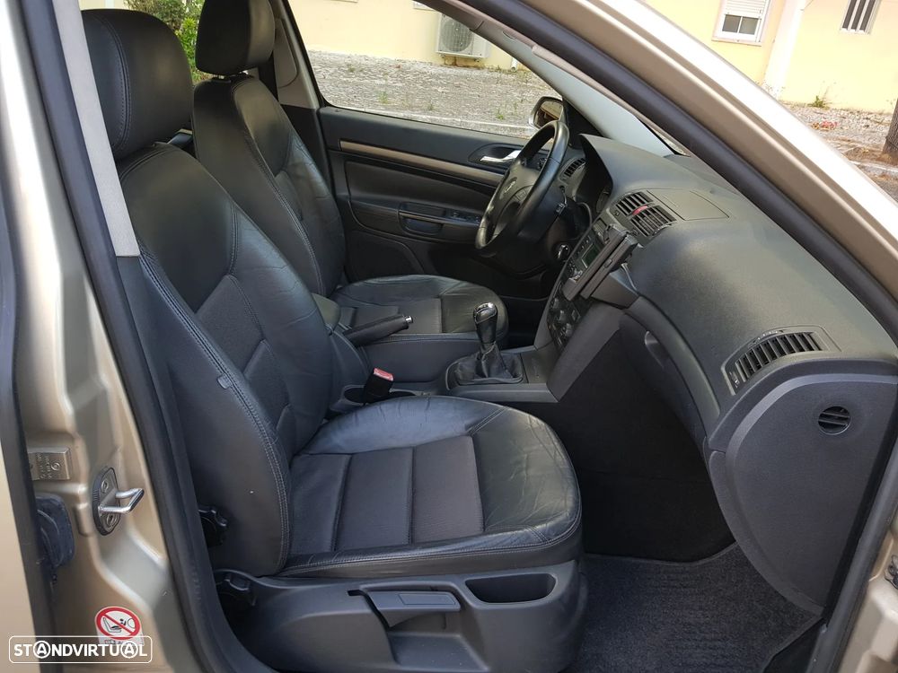 Skoda Octavia 1.6 Elegance - 35