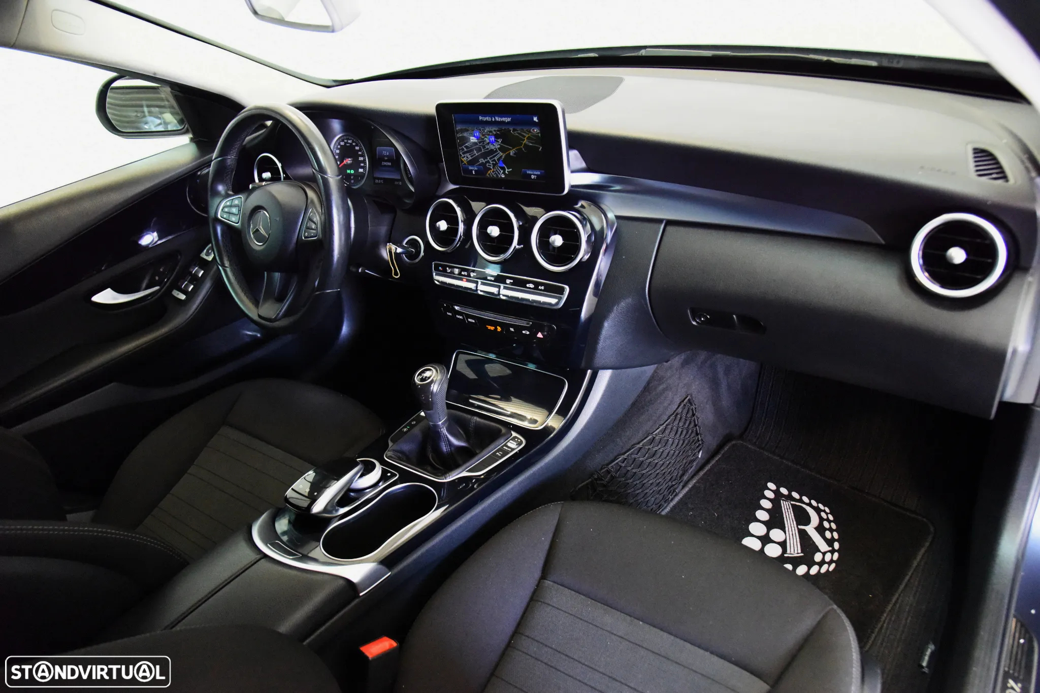 Mercedes-Benz C 180 BlueTEC Avantgarde - 15