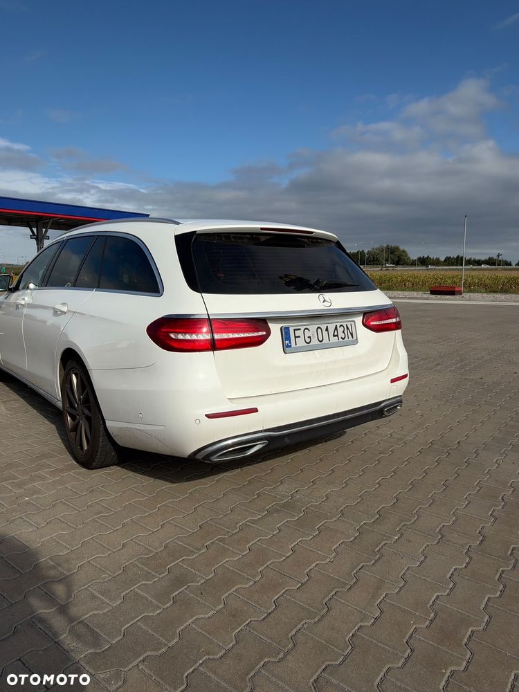 Mercedes-Benz Klasa E - 6