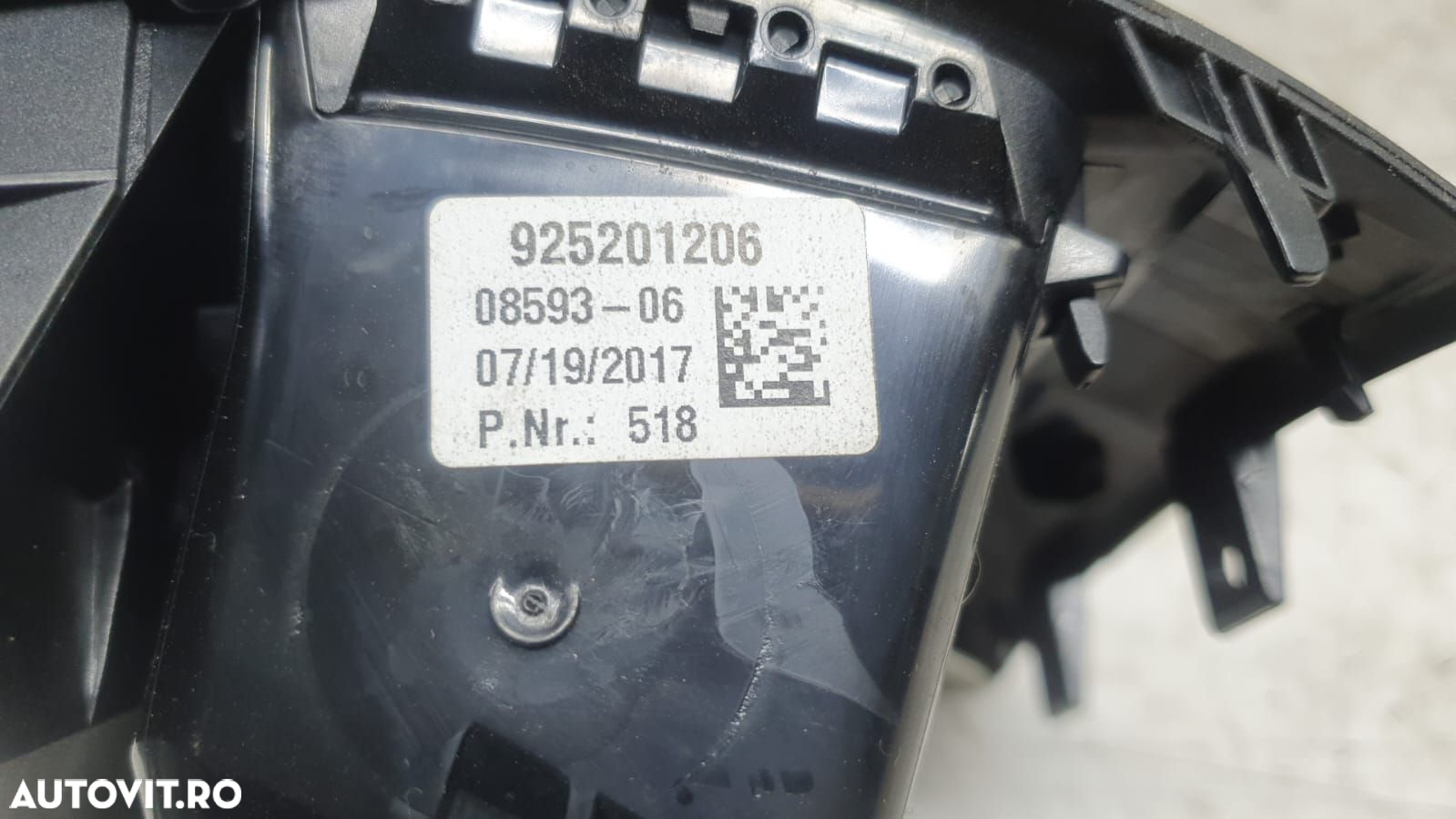 Grila aer ventilatie spate 925201206 BMW X6 F16  [din 2014 pana  2020 - 2