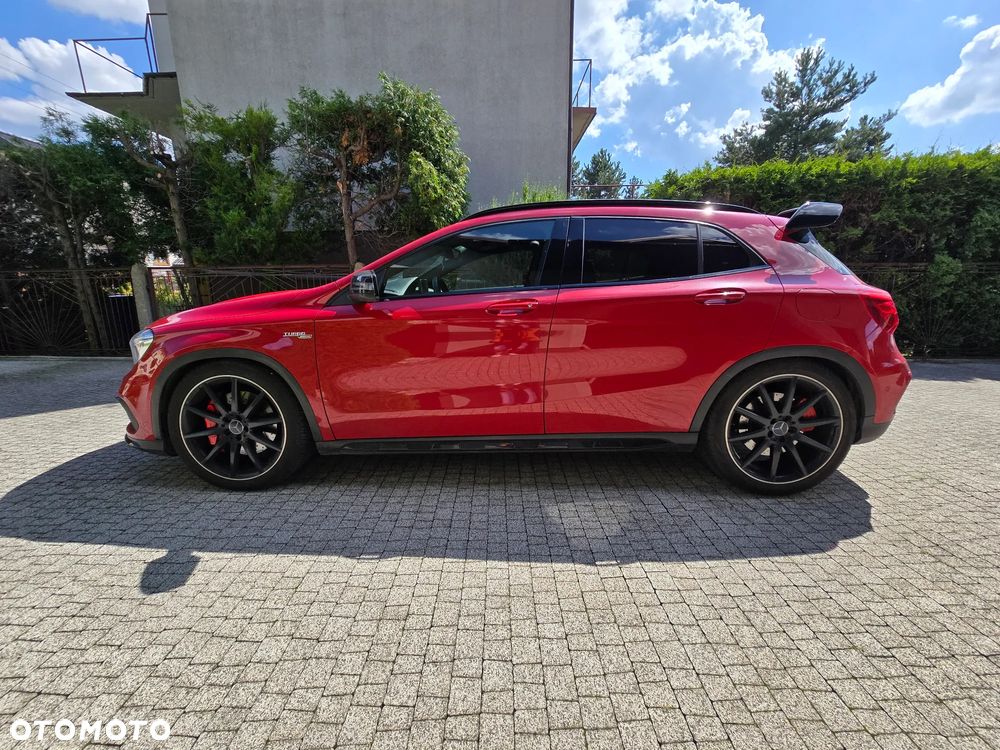 Mercedes-Benz GLA AMG 45 4-Matic - 9