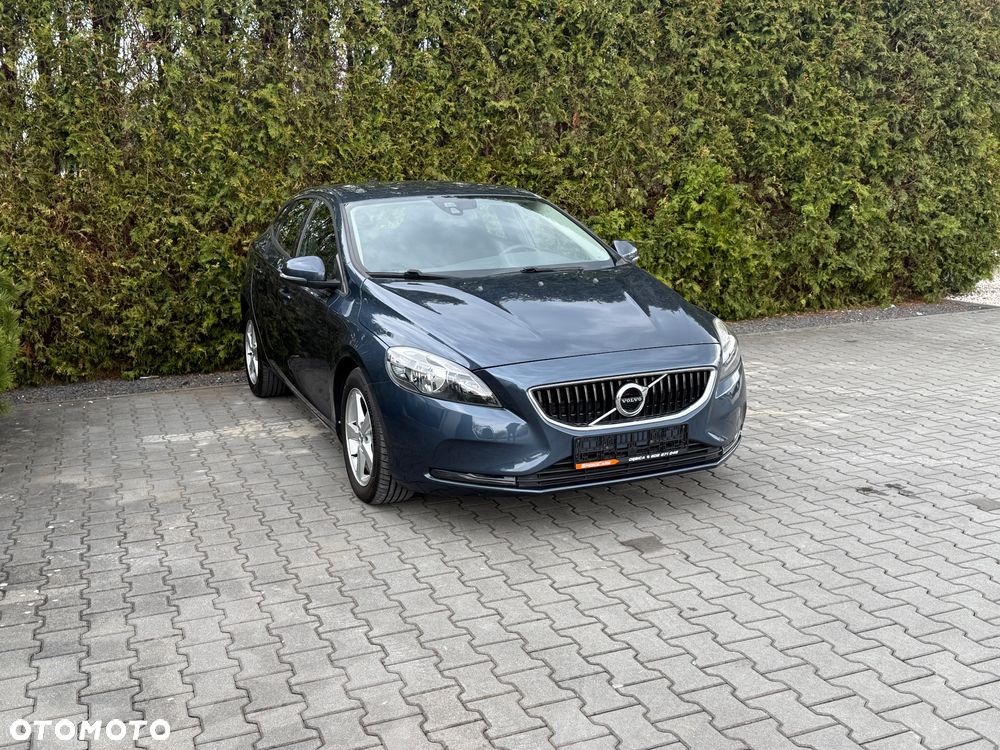 Volvo V40 - 2