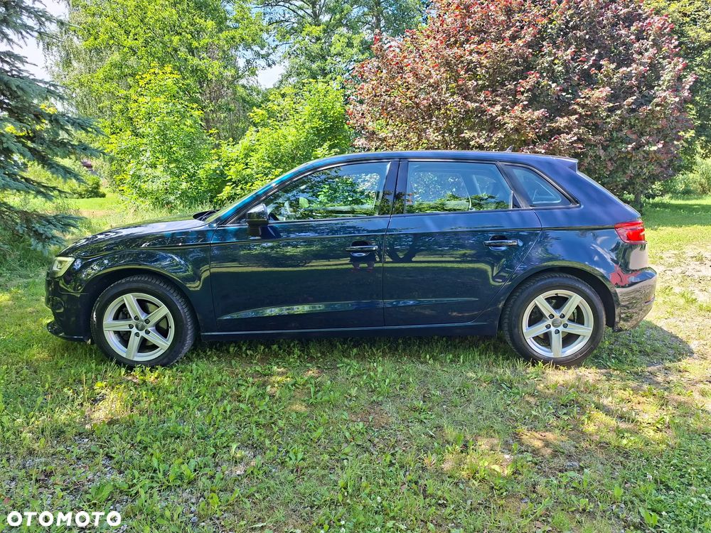 Audi A3 Sportback 1.6 TDI S tronic - 19