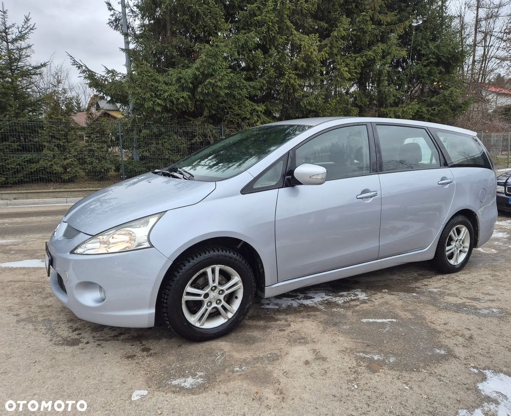 Mitsubishi Grandis 2.0 DI-D 7-Sitzer Intense - 1
